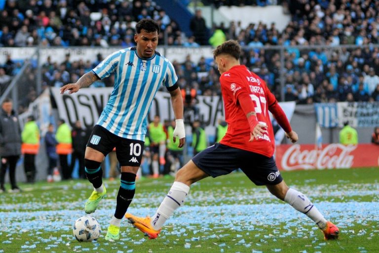 867593-racing-20vs-20independiente-20mancini