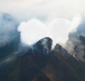 Incendio en el cerro de la cruz