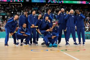 eu-somete-a-francia-y-se-cuelga-el-oro-en-el-basquetbol-olimpico-4190html-dreamteamparis_apjpg-8758html-874733f9-e71a-4083-81d9-e3c359267df4.jpgrawimage=true